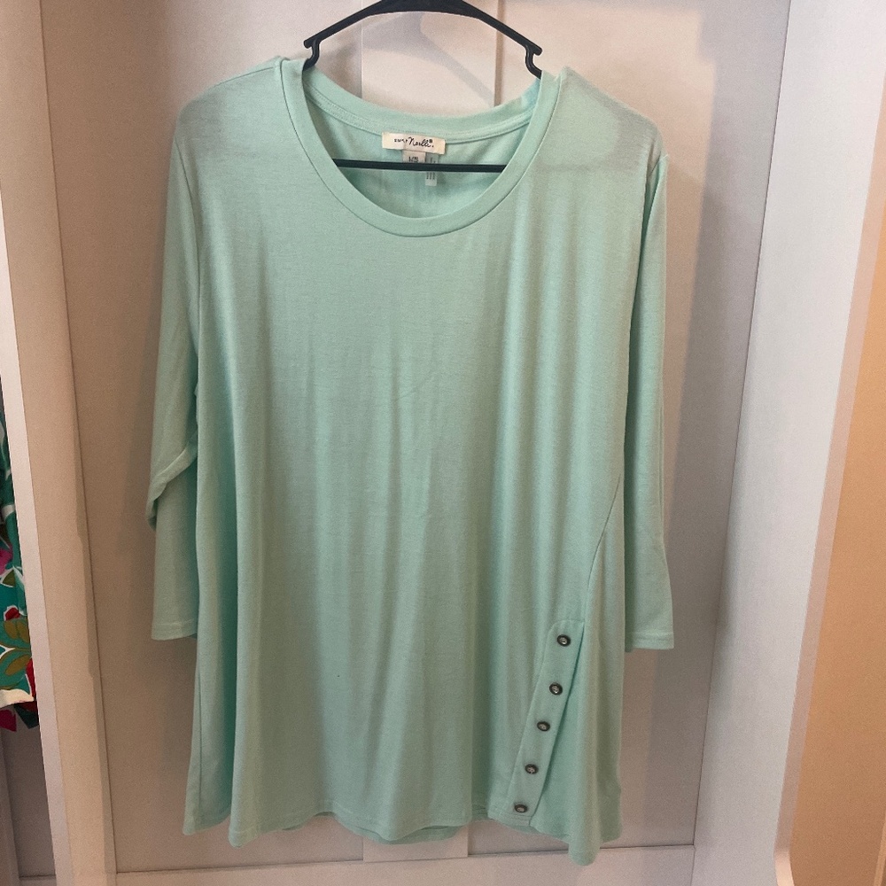 Simply Noelle tunic